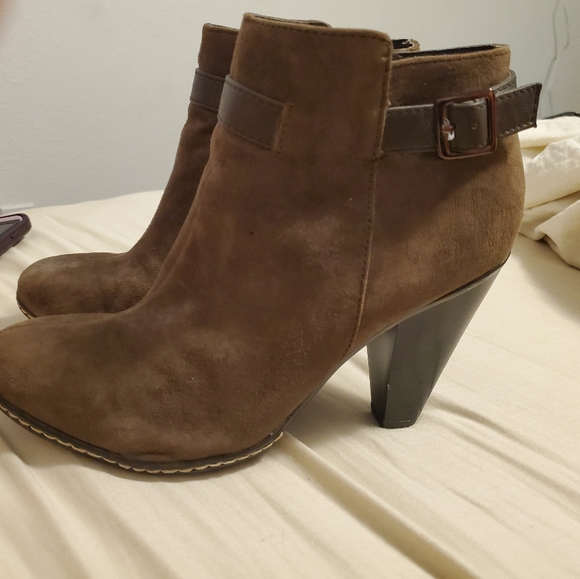 Eurosoft by sofft serafina brown suede boots - Picture 2 of 4